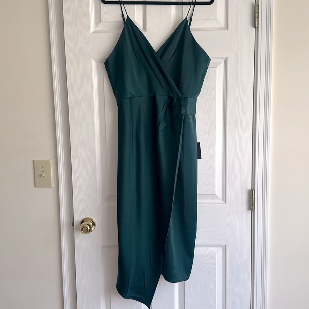 Lulus Green Silky Special Occasion MIDI Dress Size XL
